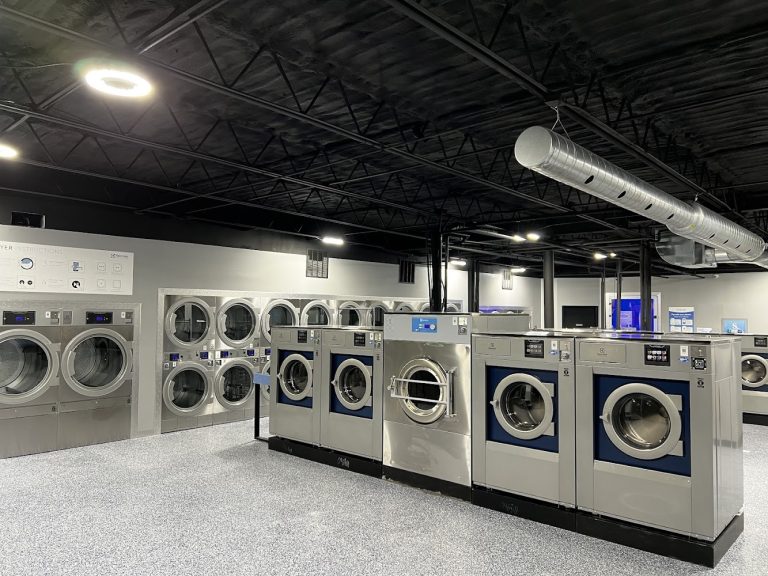 7412 megawash gladstone is a laundromat near me in gladstone missouri 768x576