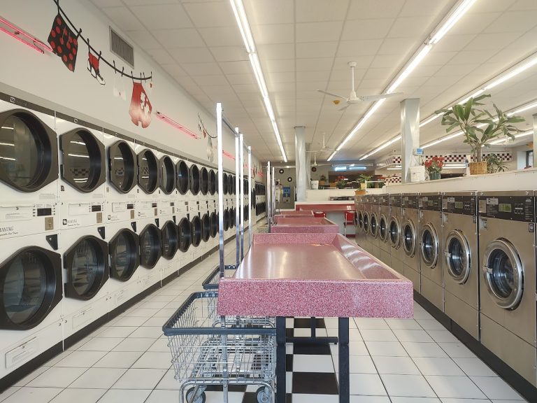 7439 frederick avenue laundry is a laundromat near me in st joseph missouri 768x576