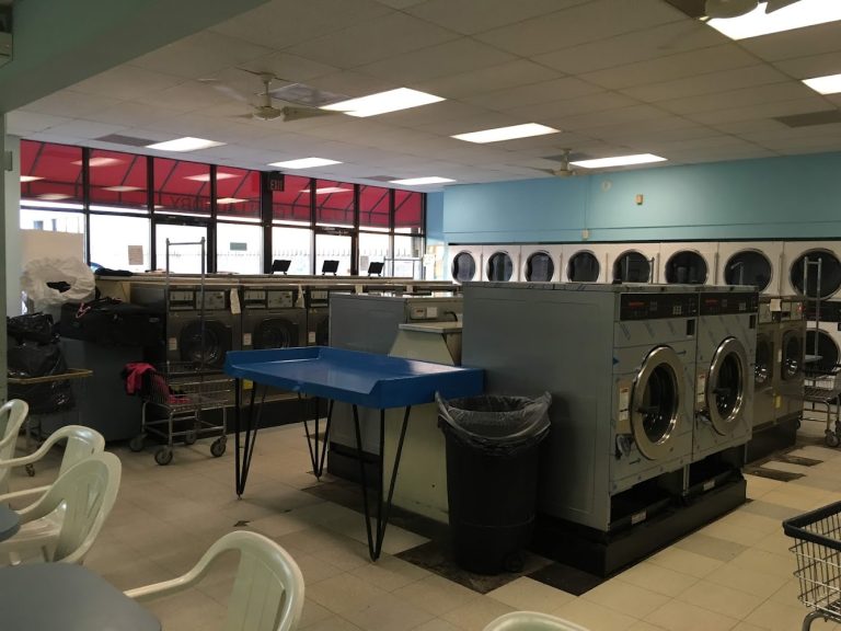 7453 wishy washy laundromat is a laundromat near me in st. louis missouri 768x576