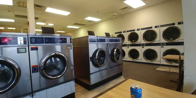 7507 dugans coin laundry is a laundromat near me in kansas city missouri 768x384