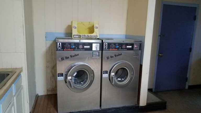 7604 watson professional cleaners is a laundromat near me in st. louis missouri 768x432