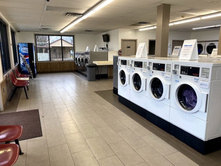 7633 the cleanery laundromat is a laundromat near me in joplin missouri 768x576