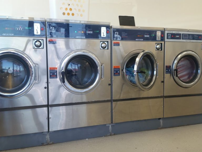7660 champion express market laundromat is a laundromat near me in lebanon missouri 768x576