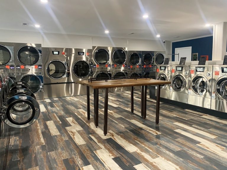 7729 spinners laundromat is a laundromat near me in ozark missouri 768x576