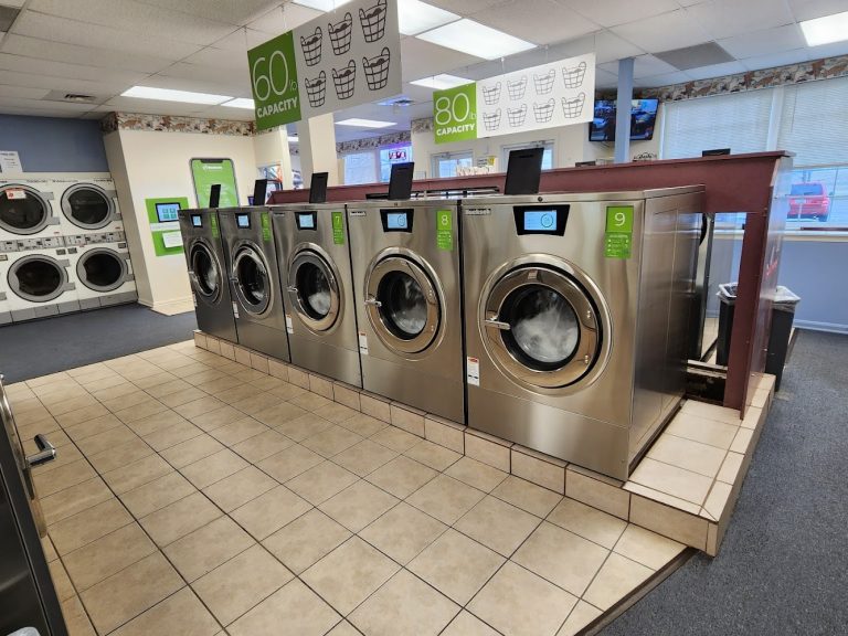 10045 wash n go laundromat is a laundromat near me in streetsboro ohio 768x576