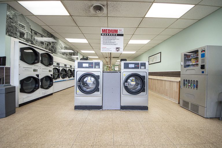 10059 denier laundromat is a laundromat near me in middleburg heights ohio 768x511