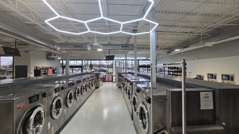 10180 laundromax is a laundromat near me in cincinnati ohio 768x432