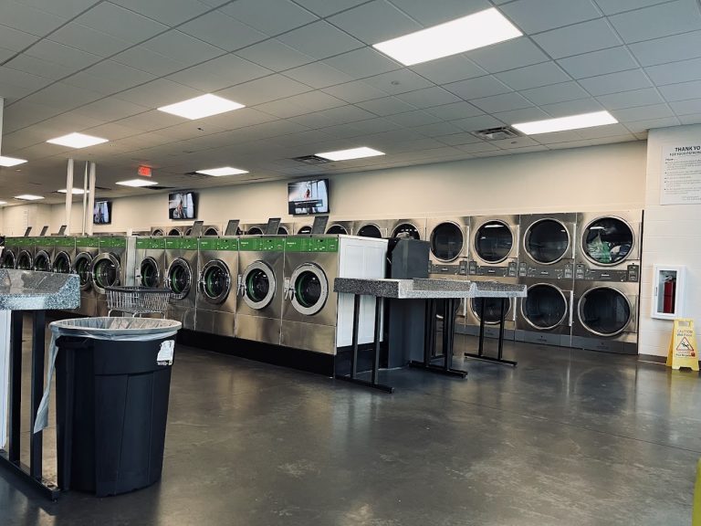 10194 super laundry avondale is a laundromat near me in cincinnati ohio 768x576