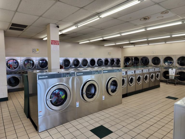 10204 super laundry is a laundromat near me in north college hill ohio 768x576