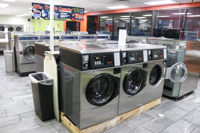 10214 city limits 24 hour laundry is a laundromat near me in cincinnati ohio 768x512