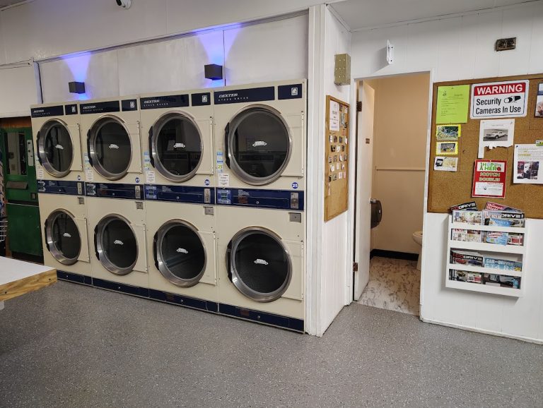10327 sky plaza laundromat is a laundromat near me in garrettsville ohio 768x578