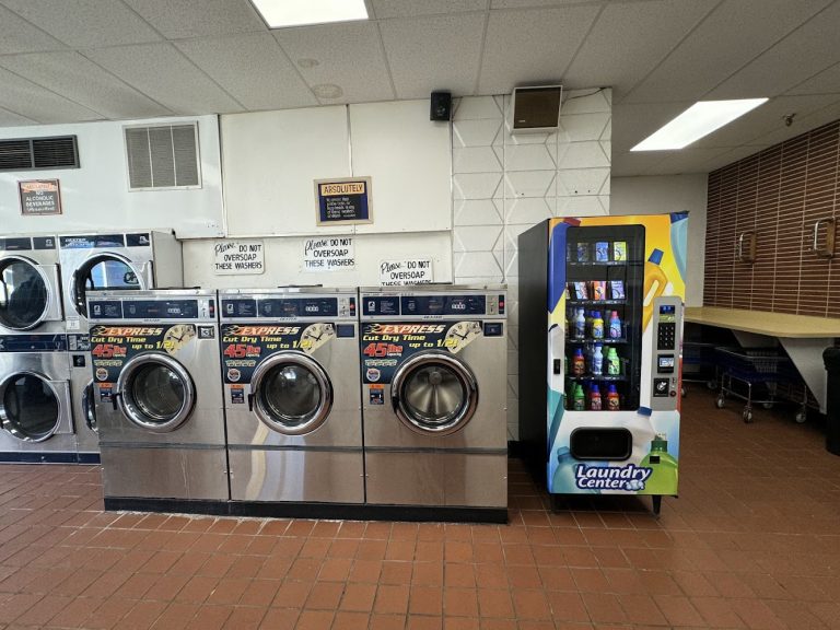 10337 fox cleaners and laundromat is a laundromat near me in dayton ohio 768x576