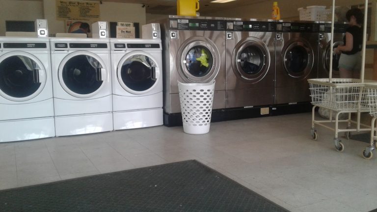 10360 okie suds laundry is a laundromat near me in moore oklahoma 768x432