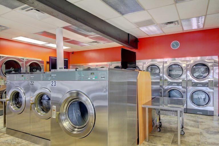 10400 super clean laundromat is a laundromat near me in tulsa oklahoma 768x512