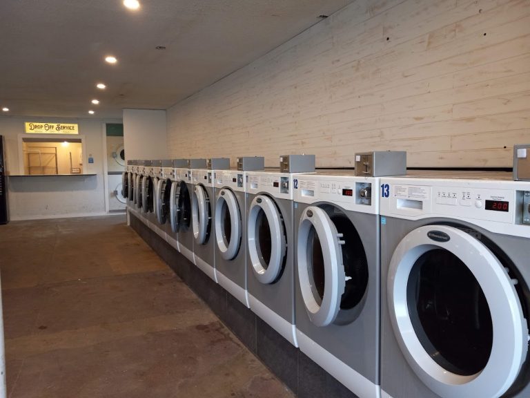 10540 hometown laundry co. is a laundromat near me in holdenville oklahoma 768x576