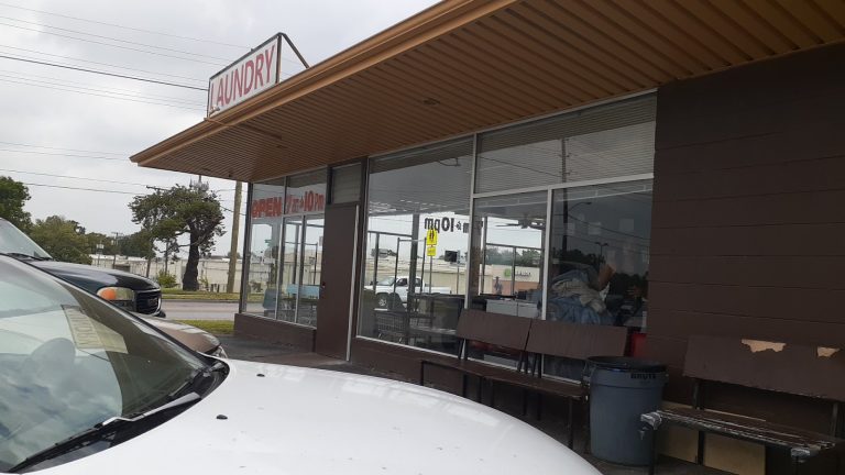 10603 center laundry is a laundromat near me in tulsa oklahoma 768x432