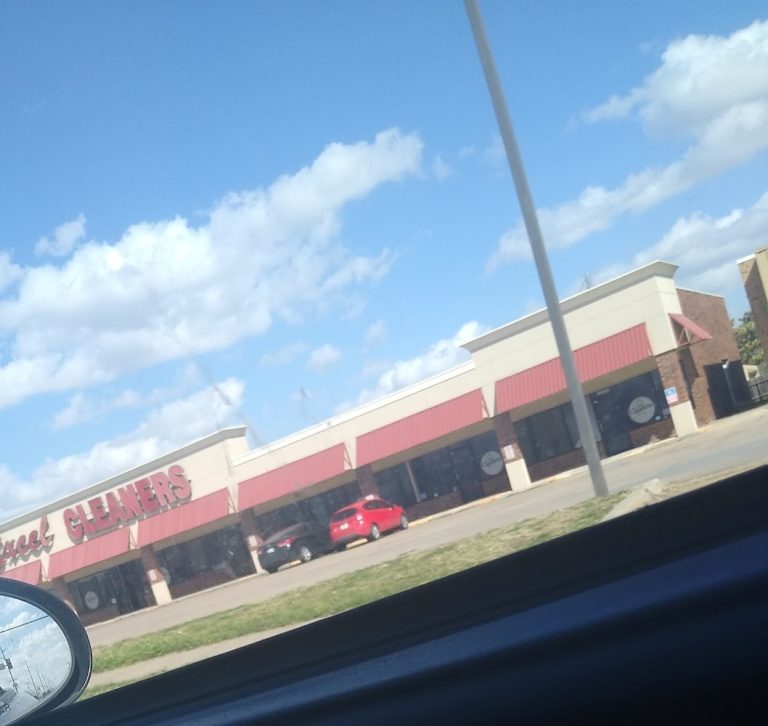 10648 excel custom cleaners is a laundromat near me in oklahoma city oklahoma 768x726