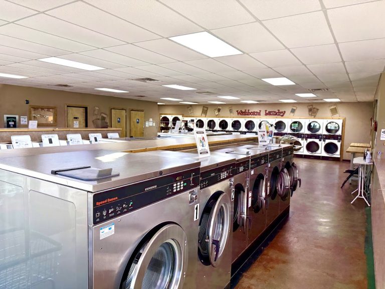 10678 washboard laundry dry cleaning is a laundromat near me in grove oklahoma 768x576