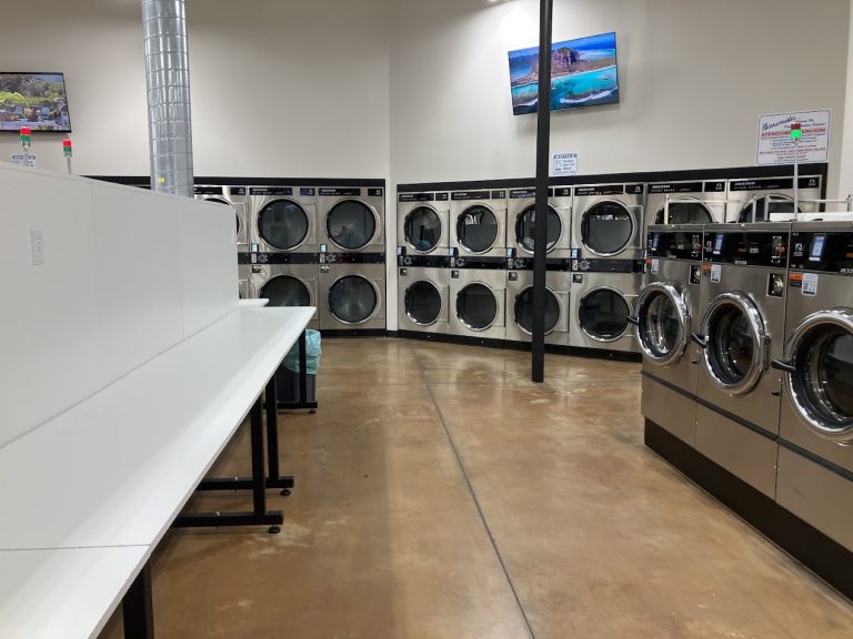 10698 mega laundromat is a laundromat near me in salem oregon 768x576