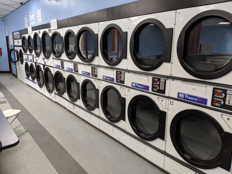 10772 oh my wash laundromat lavanderia is a laundromat near me in forest grove oregon 768x576