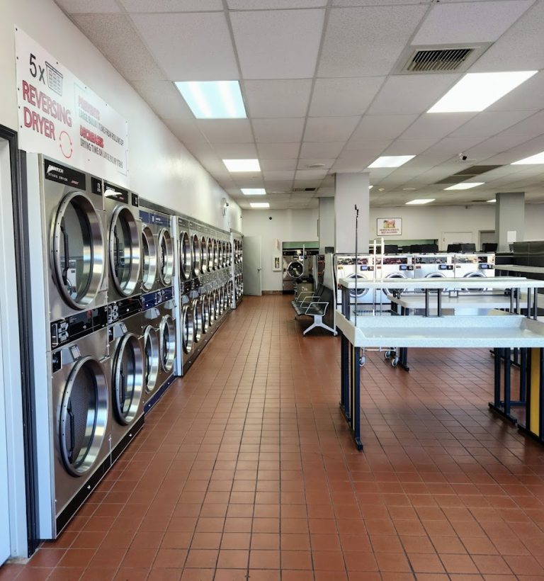 10778 mac cleaners and laundry is a laundromat near me in mcminnville oregon 768x820