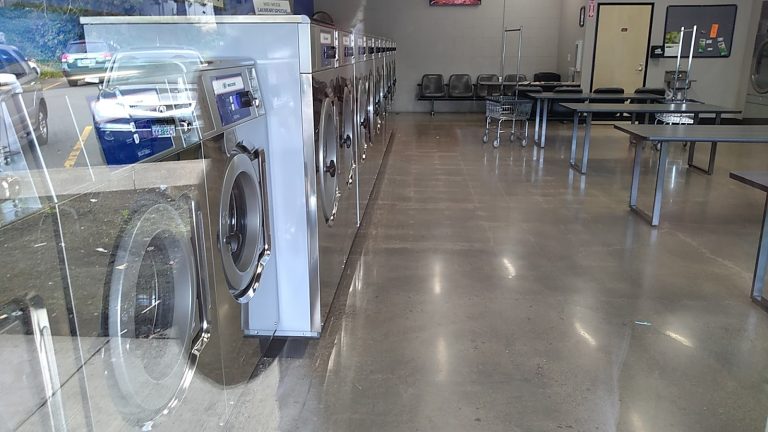 10851 cedar mill coin wash laundromat is a laundromat near me in portland oregon 768x432