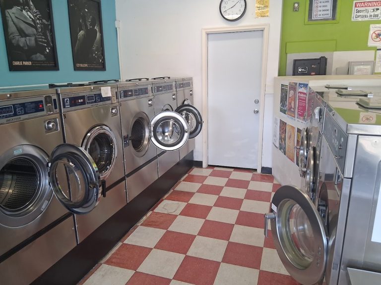 10953 saturns suds is a laundromat near me in eugene oregon 768x576