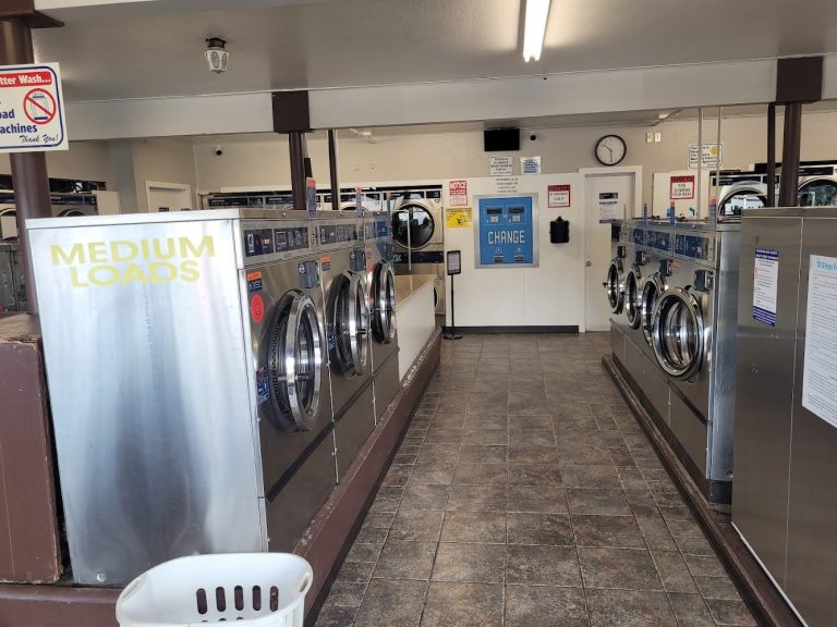 10961 sunshine laundromat is a laundromat near me in grants pass oregon 768x576