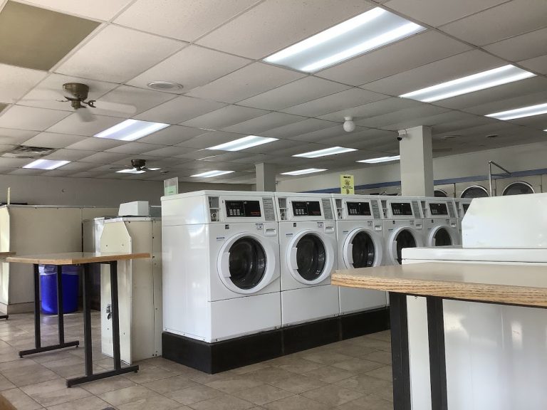 11048 huntingdon car wash laundromat is a laundromat near me in huntingdon pennsylvania 768x576