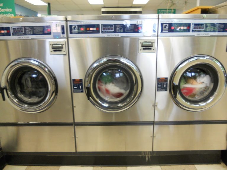 11106 family laundromat is a laundromat near me in lower burrell pennsylvania 768x576