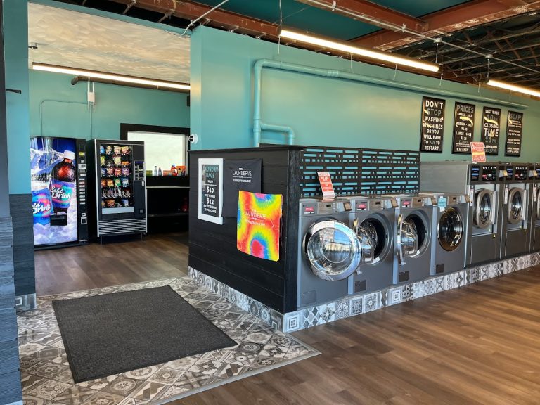 11176 the launderie room is a laundromat near me in erie pennsylvania 768x576