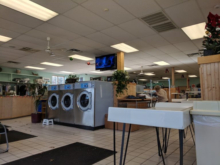 11347 west bay laundry dry cleaning is a laundromat near me in east greenwich rhode island 768x576