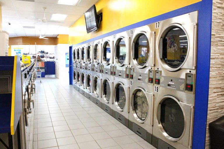 11397 laundromax is a laundromat near me in providence rhode island 768x512