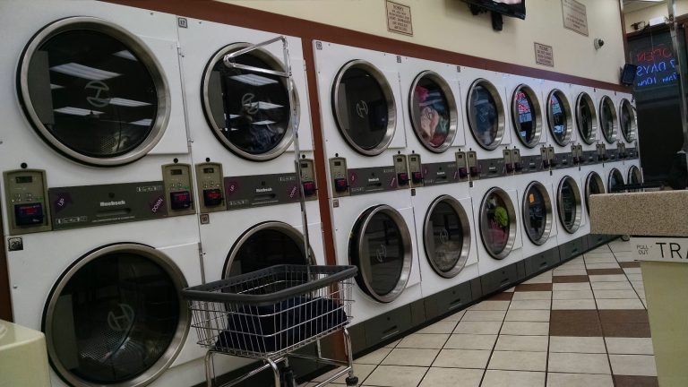 11405 freeway laundry 3 is a laundromat near me in providence rhode island 768x432