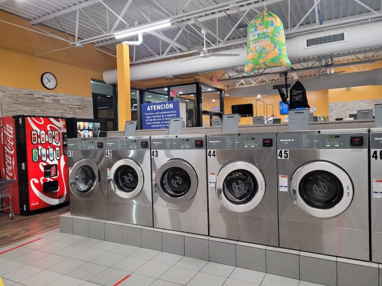 11423 laundromax is a laundromat near me in cranston rhode island 768x576