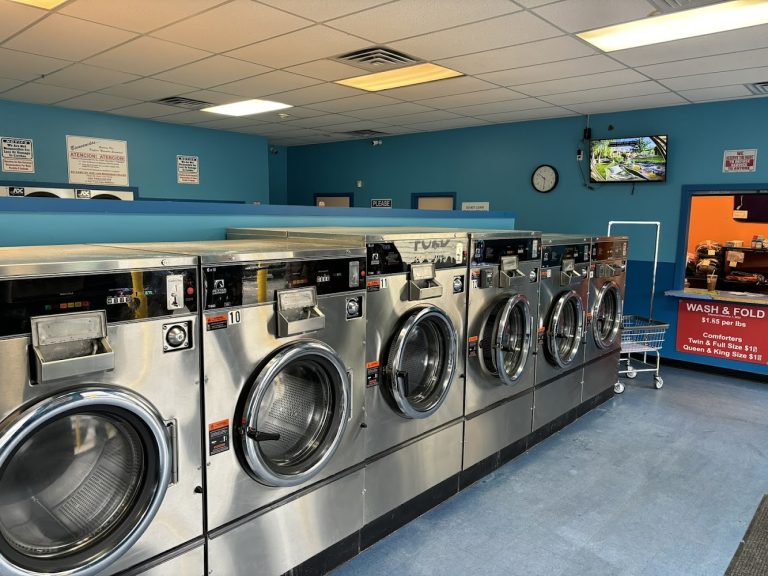 11449 eco laundry cranston is a laundromat near me in cranston rhode island 768x576