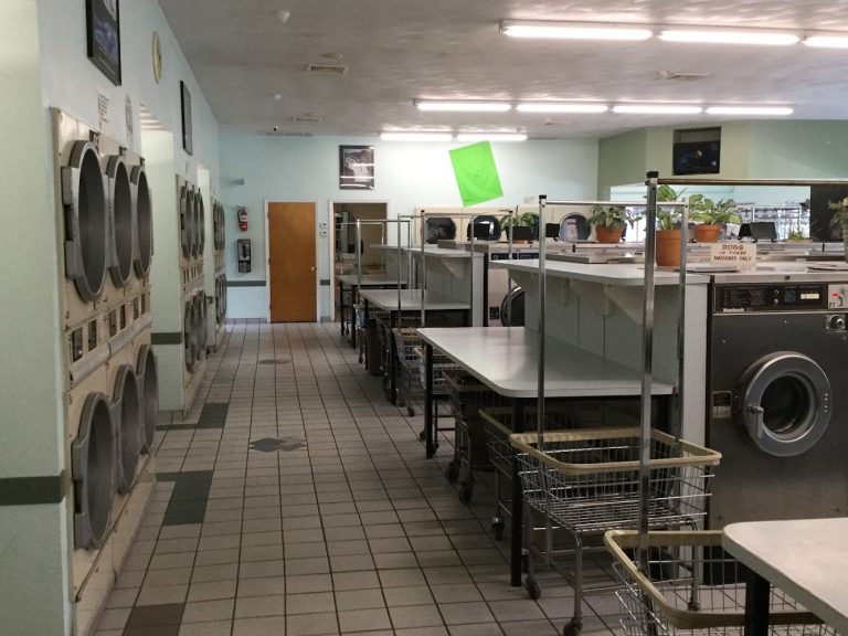 11495 dps laundry and drycleaning is a laundromat near me in warwick rhode island 768x576