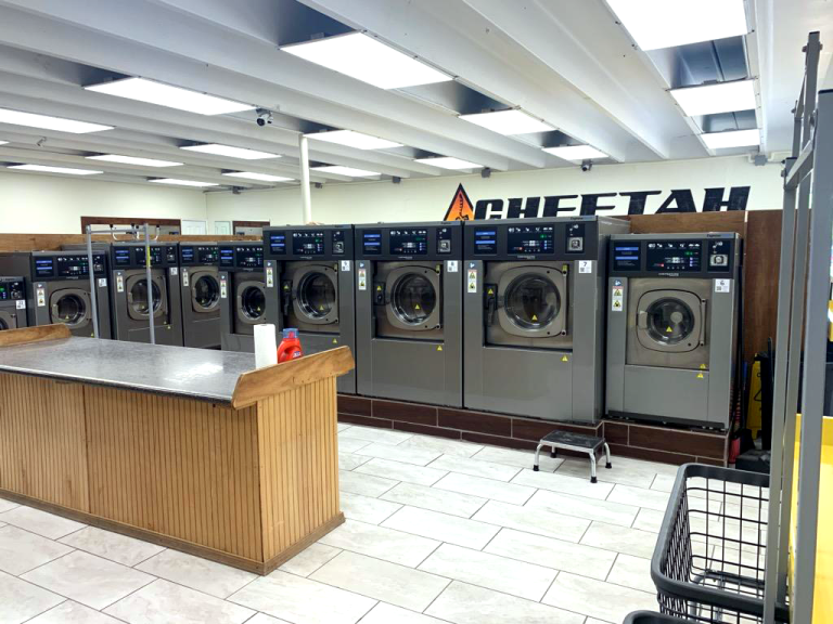 7748 cheetah speed laundry 24 hour laundromat is a laundromat near me in biloxi mississippi 768x576