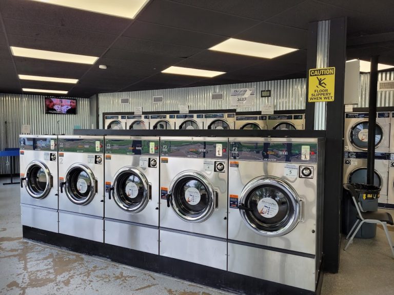 7813 wash go is a laundromat near me in grenada mississippi 768x576