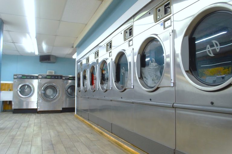 7819 petal speed wash 8211 the 24 hour laundromat is a laundromat near me in petal mississippi 768x511