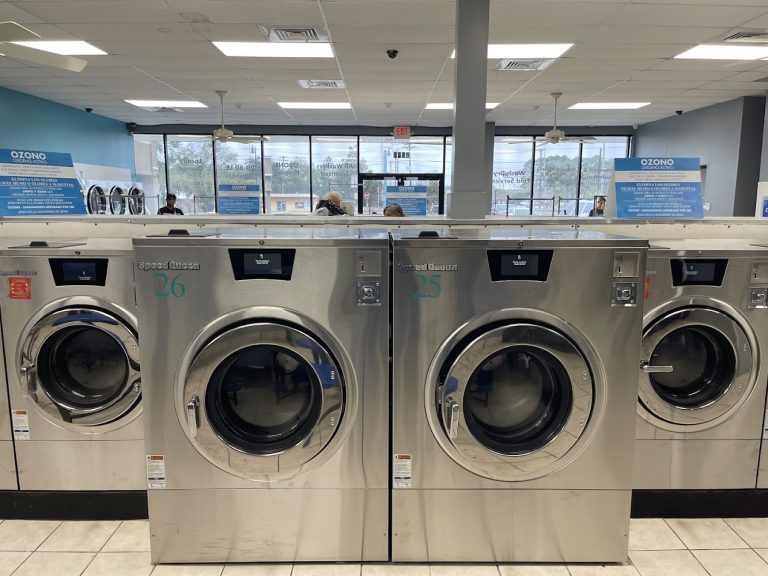 7823 lenas laundry is a laundromat near me in pascagoula mississippi 768x576