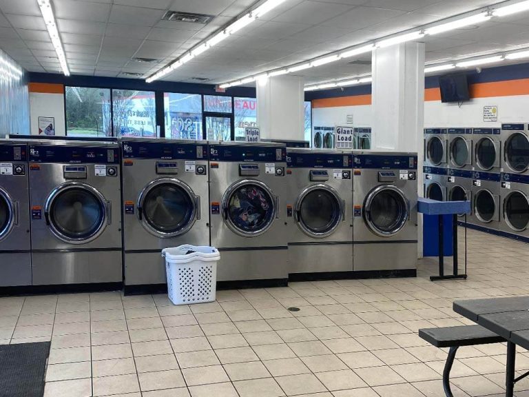 7875 keyway supersudz laundry is a laundromat near me in jackson mississippi 768x576