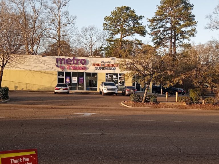 7884 keyway coin laundry is a laundromat near me in jackson mississippi 768x576