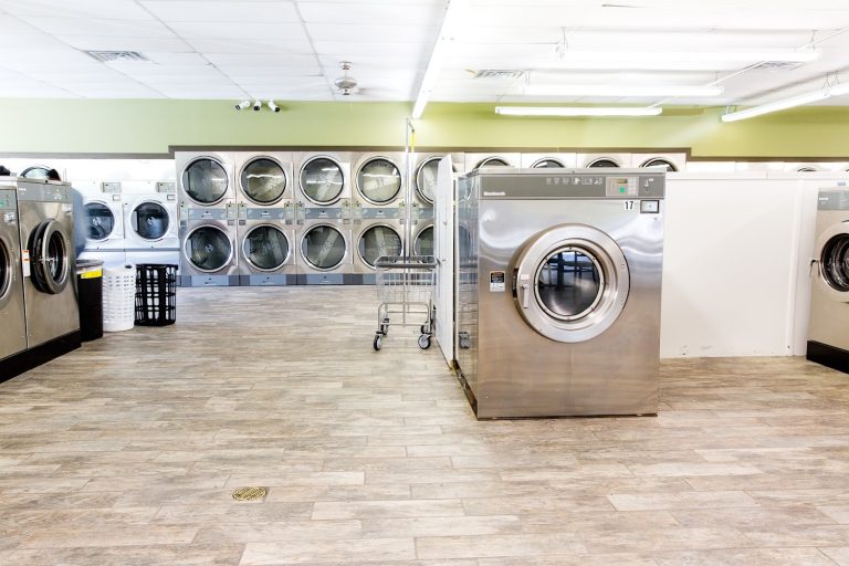 7893 spin city laundry horn lake is a laundromat near me in horn lake mississippi 768x512