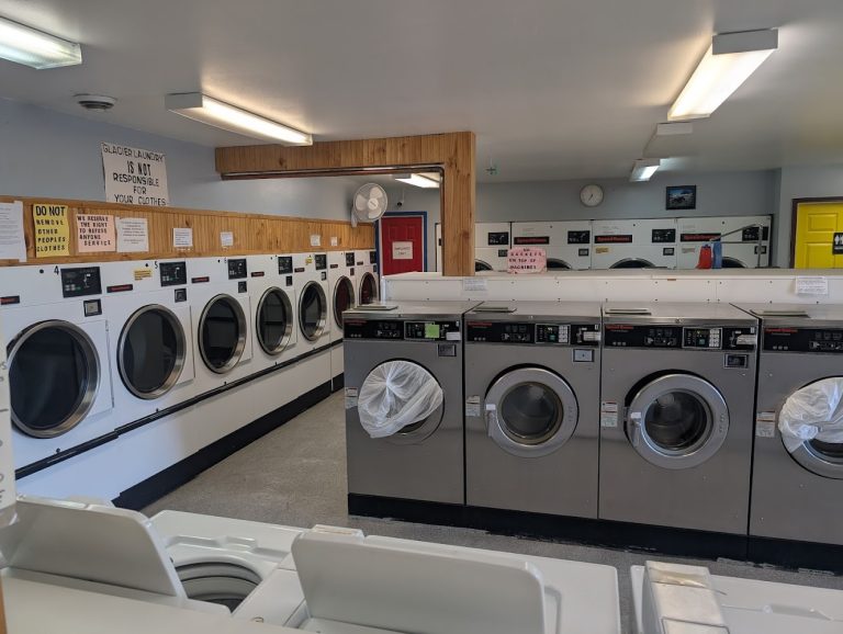 8033 glacier laundry is a laundromat near me in browning montana 768x578