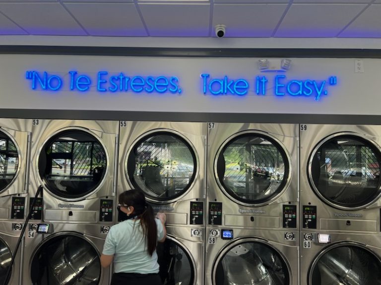 8135 north tryon 2 laundromat is a laundromat near me in charlotte north carolina 768x576