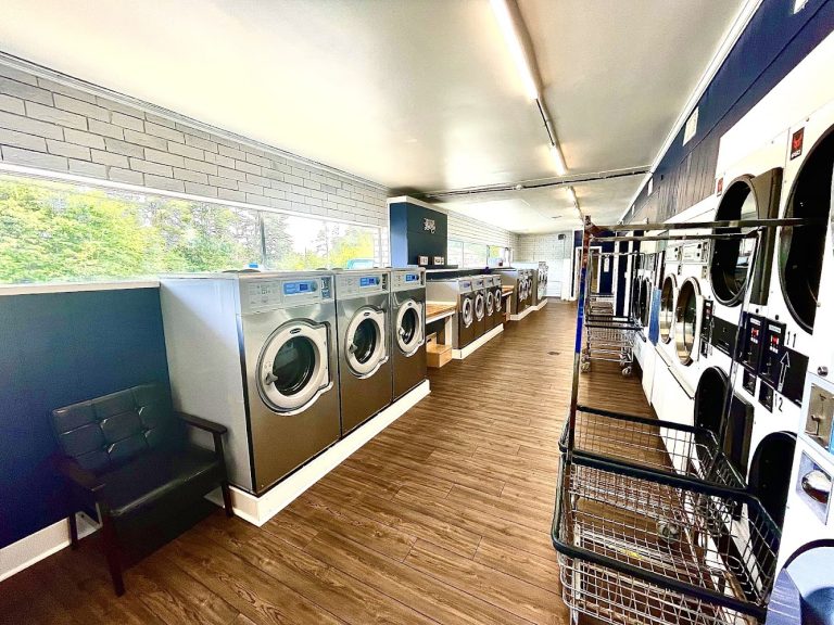 8314 community laundry is a laundromat near me in hickory north carolina 768x576