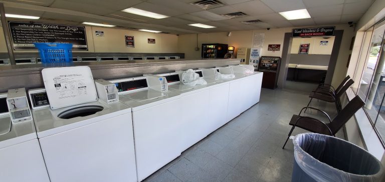 8342 triangle wash dry is a laundromat near me in jacksonville north carolina 768x364