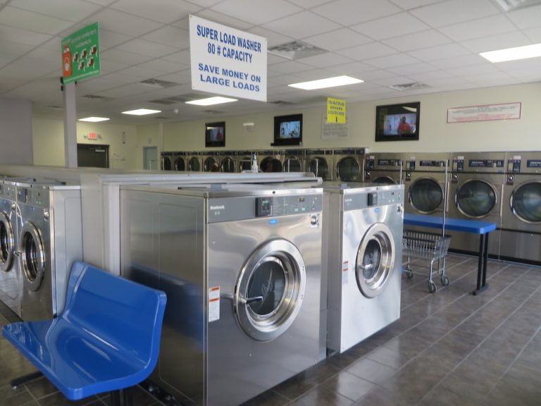8354 greenville laundry land laundromat is a laundromat near me in greenville north carolina 768x576