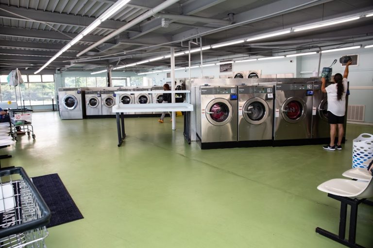 8370 the wash house is a laundromat near me in spring lake north carolina 768x512